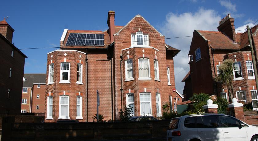 One Helena Road Serviced Apartments Southsea Exteriör bild
